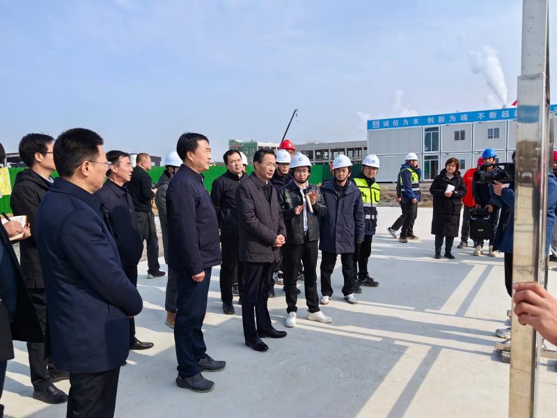 张志强市长带队到煤化工园区观摩